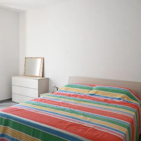 N305 - Numana, Comodo Trilocale Con Giardino Apartamento Numana