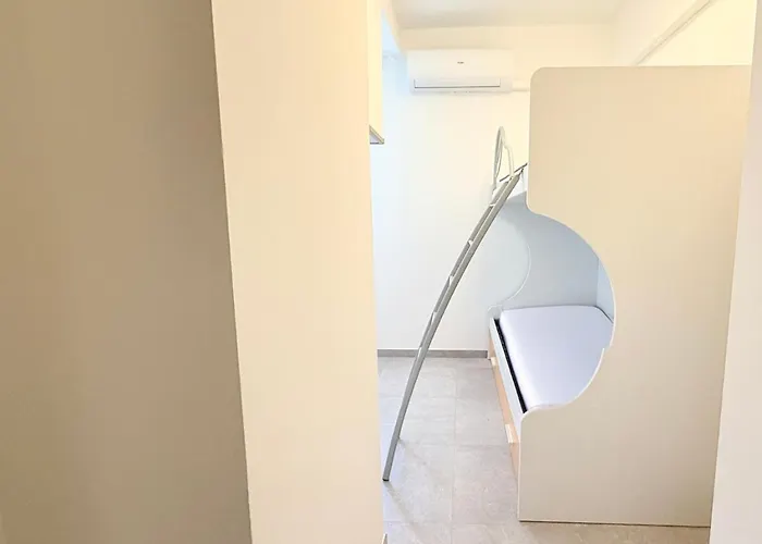 Appartamento N305 - Numana, Comodo Trilocale Con Giardino Numana